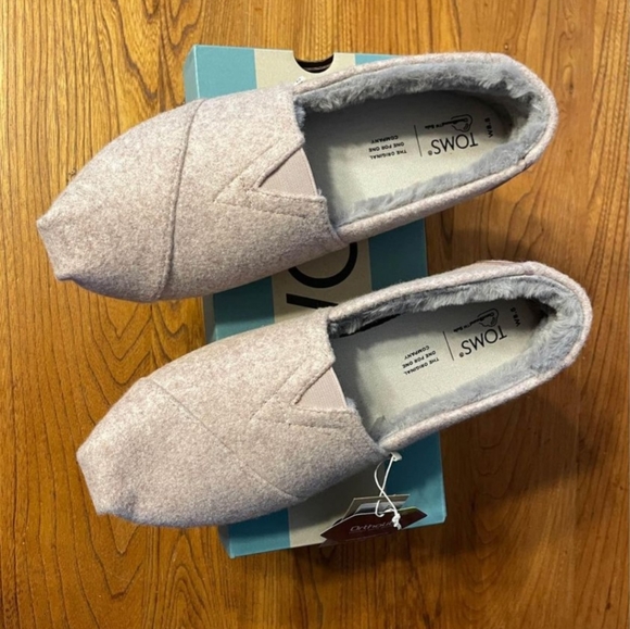 Women's Tom shoes size 8.5 - Picture 2 of 4